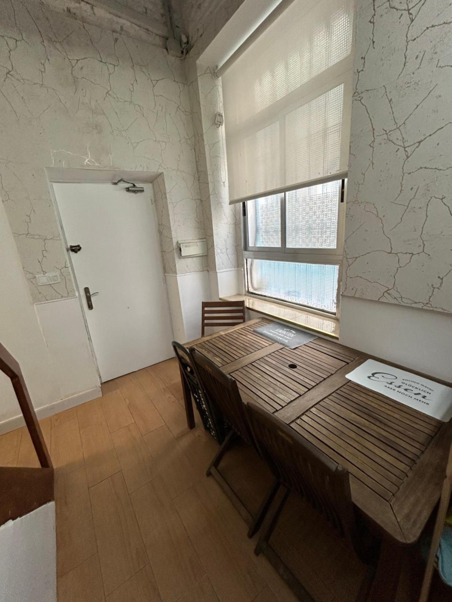 Airbhouse Private Rooms & Apartments Séville Extérieur photo